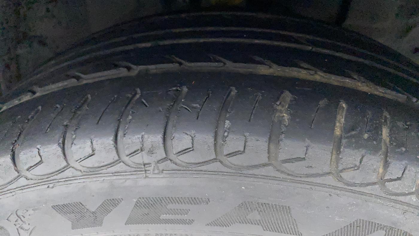2018 Ford Ecosport TITANIUM 1.5L DIESEL, Diesel, Manual, 43,117 km, Right Front Tyre Tread