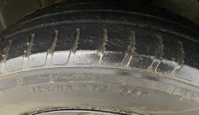 2020 Maruti Dzire LXI, CNG, Manual, 32,076 km, Right Front Tyre Tread