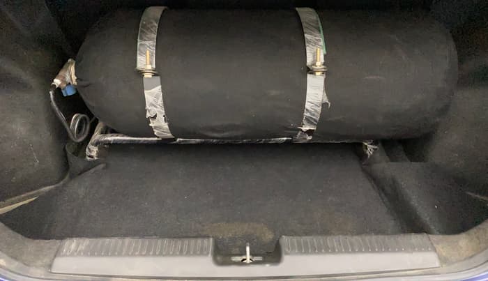 2020 Maruti Dzire LXI, CNG, Manual, 32,076 km, Boot Inside