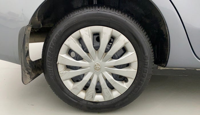 2014 Toyota Etios V, Petrol, Manual, 48,231 km, Right Rear Wheel