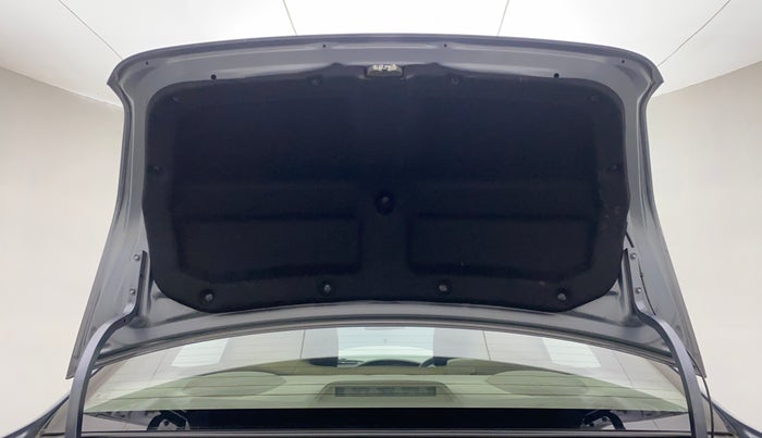 2014 Toyota Etios V, Petrol, Manual, 48,231 km, Boot Door Open