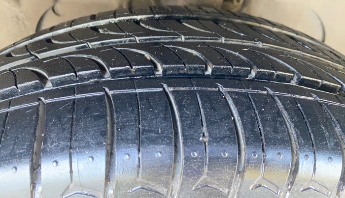 2016 Ford Ecosport TREND 1.5L PETROL, Petrol, Manual, 36,825 km, Left Front Tyre Tread