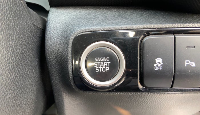 2021 KIA SONET GTX PLUS 1.5 AT, Diesel, Automatic, 33,656 km, Keyless Start/ Stop Button