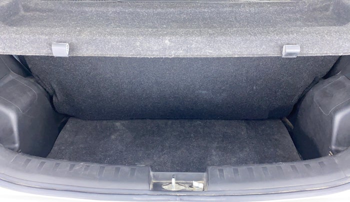 2014 Maruti Swift VXI D, Petrol, Manual, 35,206 km, Boot Inside