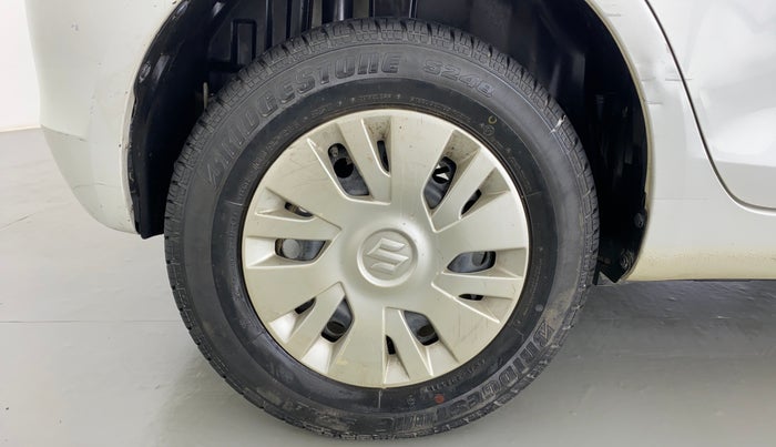 2014 Maruti Swift VXI D, Petrol, Manual, 35,206 km, Right Rear Wheel