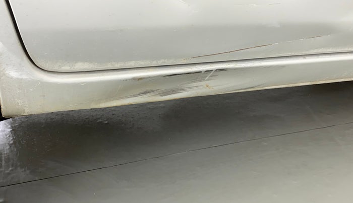 2011 Maruti Zen Estilo LXI, Petrol, Manual, 87,929 km, Right running board - Slightly dented