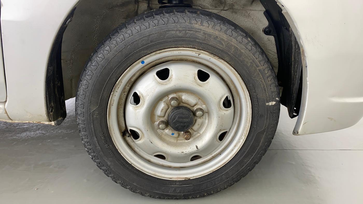 2011 Maruti Zen Estilo LXI, Petrol, Manual, 87,929 km, Right Front Wheel