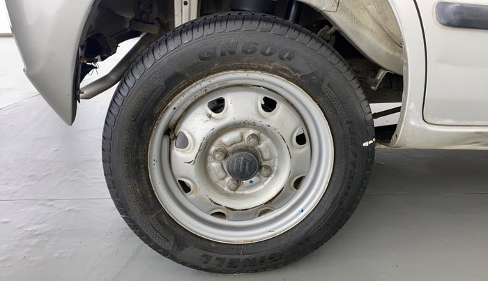 2011 Maruti Zen Estilo LXI, Petrol, Manual, 87,929 km, Right Rear Wheel