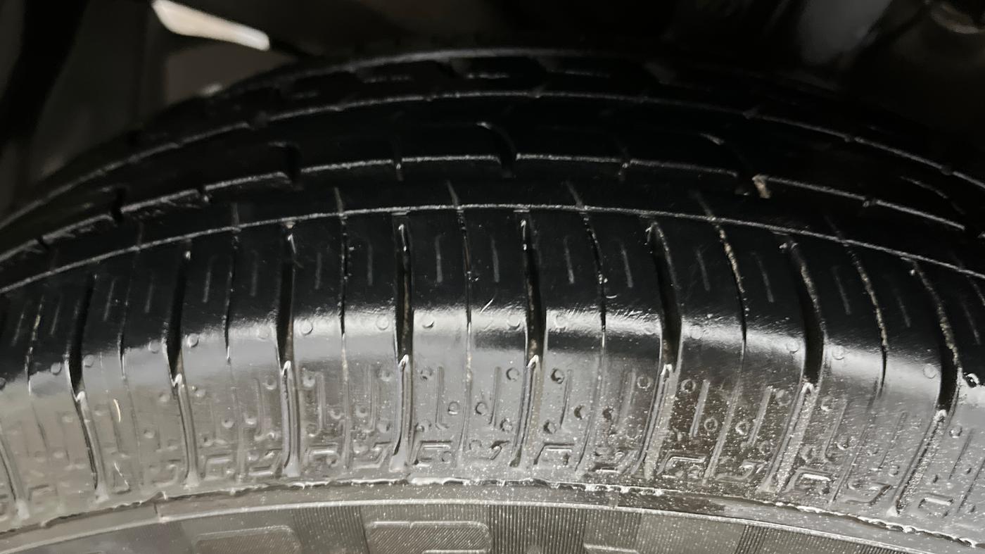 2020 Maruti XL6 ZETA MT, Petrol, Manual, 71,975 km, Left Front Tyre Tread