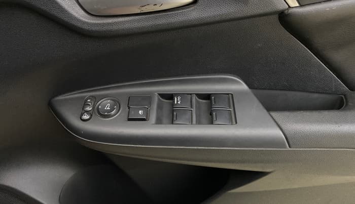 2015 Honda Jazz 1.2L I-VTEC V AT, Petrol, Automatic, 70,560 km, Driver Side Door Panels Control