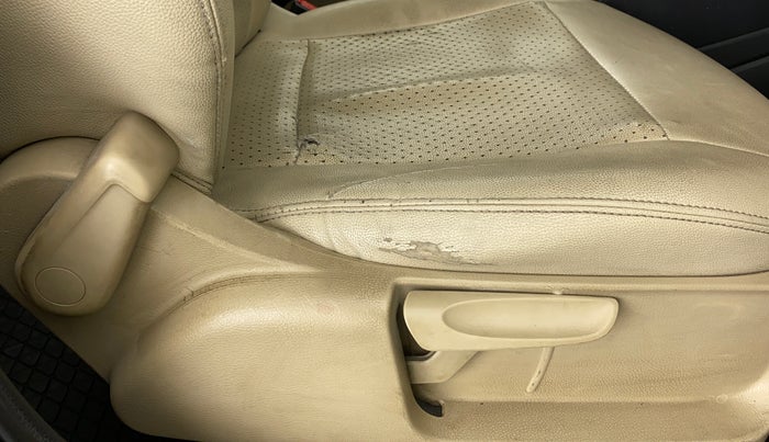 2017 Volkswagen Polo HIGHLINE1.2L PETROL, Petrol, Manual, 74,070 km, Driver Side Adjustment Panel