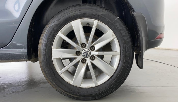 2017 Volkswagen Polo HIGHLINE1.2L PETROL, Petrol, Manual, 74,070 km, Left Rear Wheel