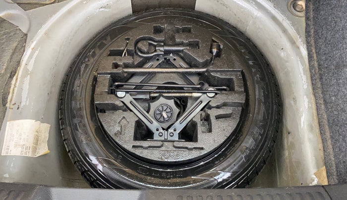 2017 Volkswagen Polo HIGHLINE1.2L PETROL, Petrol, Manual, 74,070 km, Spare Tyre