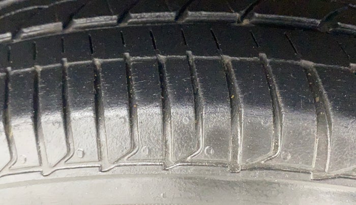 2019 Honda Jazz 1.2L I-VTEC VX, Petrol, Manual, 24,604 km, Right Rear Tyre Tread