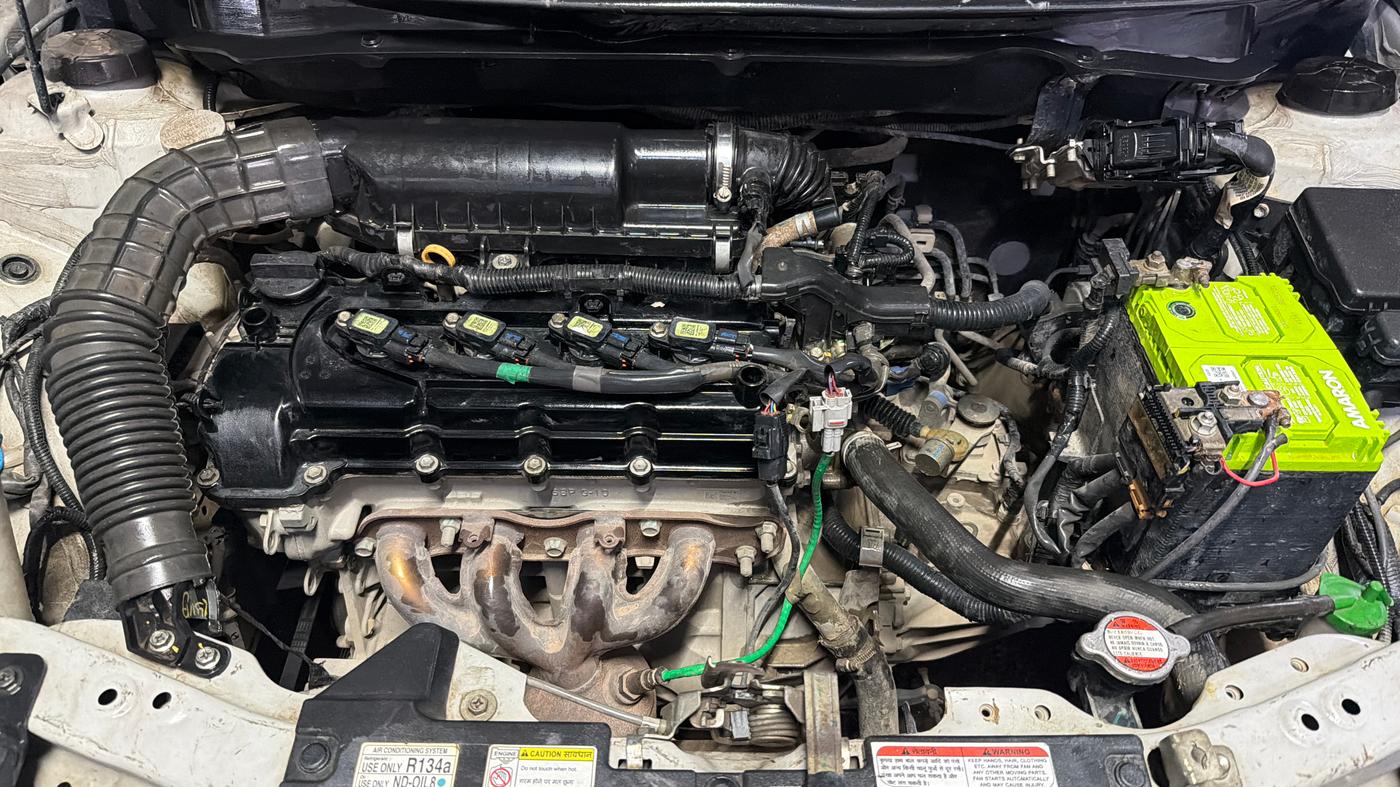 2020 Maruti Swift LXI, Petrol, Manual, 42,801 km, Engine View