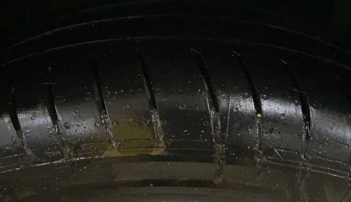 2012 Hyundai New Elantra 1.6 SX AT DIESEL, Diesel, Automatic, 87,099 km, Left Rear Tyre Tread