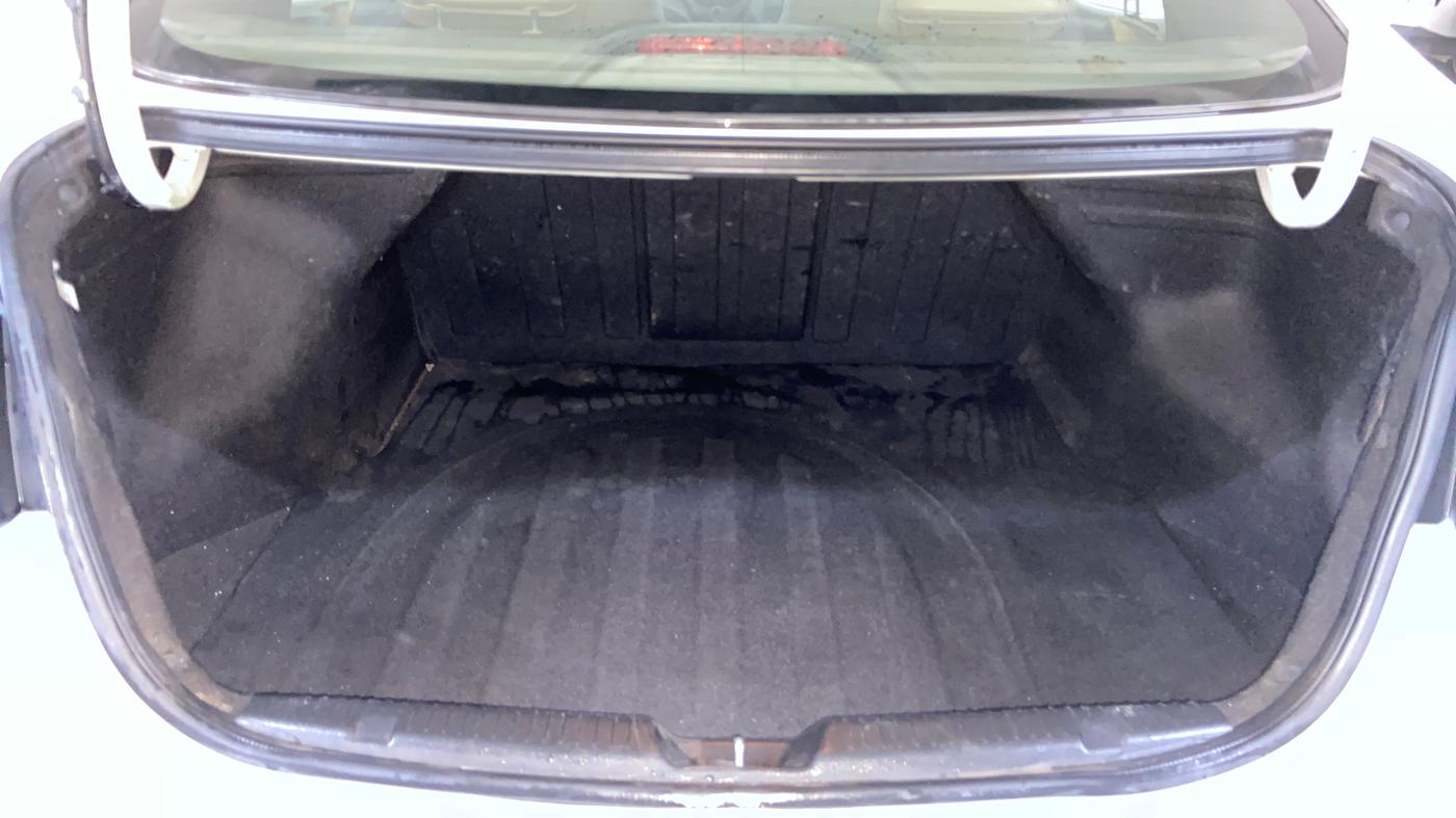 2012 Hyundai New Elantra 1.6 SX AT DIESEL, Diesel, Automatic, 87,134 km, Boot Inside
