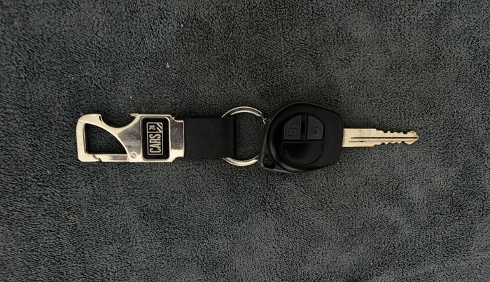 2017 Maruti Swift Dzire VXI, Petrol, Manual, 80,194 km, Key Close Up