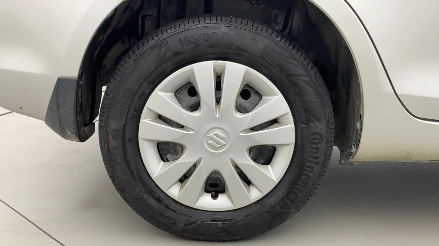 2017 Maruti Swift Dzire VXI, Petrol, Manual, 80,194 km, Right Rear Wheel