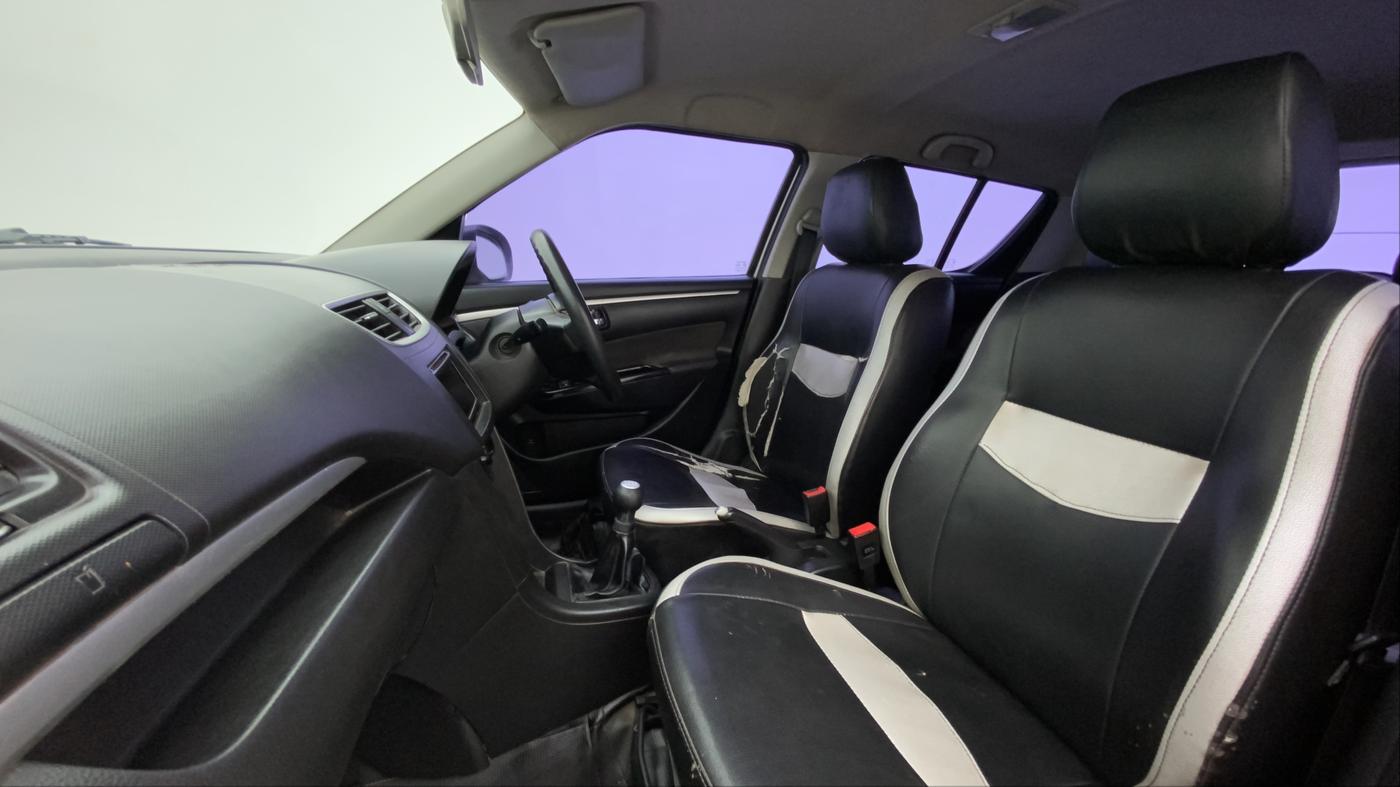 2014 Maruti Swift VDI, Diesel, Manual, 86,749 km, Right Side Front Door Cabin