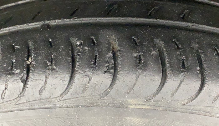 2020 KIA SELTOS HTE 1.5 PETROL, Petrol, Manual, 51,231 km, Left Front Tyre Tread