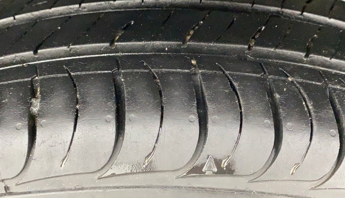 2020 KIA SELTOS HTE 1.5 PETROL, Petrol, Manual, 51,231 km, Left Rear Tyre Tread