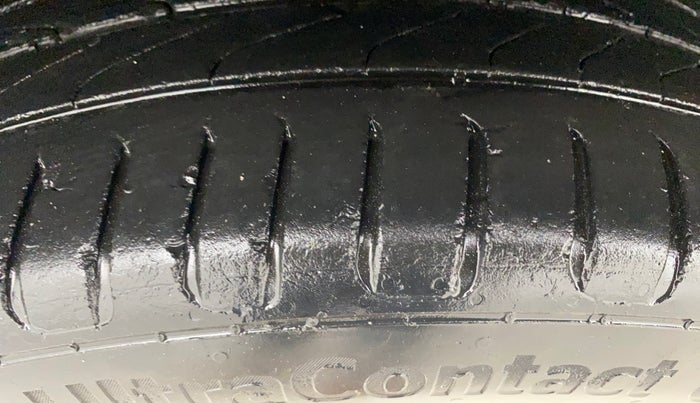 2016 Maruti Baleno ZETA PETROL 1.2, Petrol, Manual, 1,04,538 km, Right Rear Tyre Tread