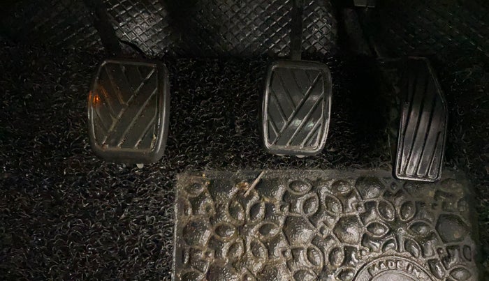 2016 Maruti Baleno ZETA PETROL 1.2, Petrol, Manual, 1,04,538 km, Pedals