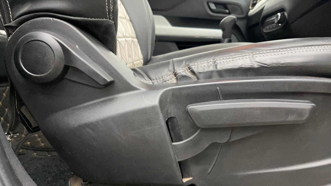 2023 Tata PUNCH ACCOMPLISHED MT, Petrol, Manual, 71,438 km, Driver Side Adjustment Panel