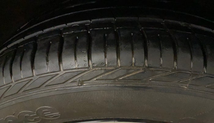 2019 Tata NEXON XZ PLUS PETROL, Petrol, Manual, 19,616 km, Left Rear Tyre Tread