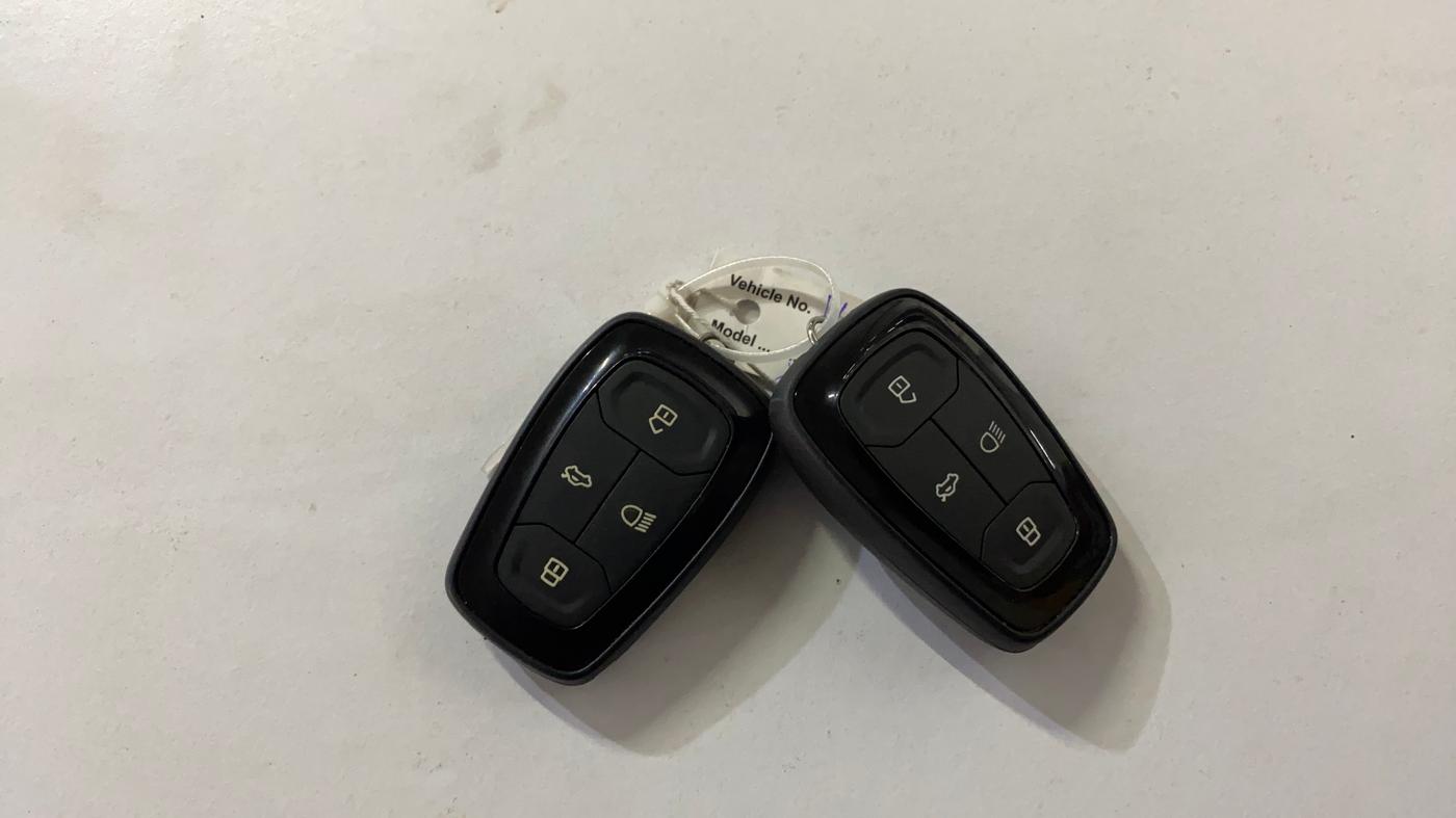 2019 Tata NEXON XZ PLUS PETROL, Petrol, Manual, 19,666 km, Key Close Up