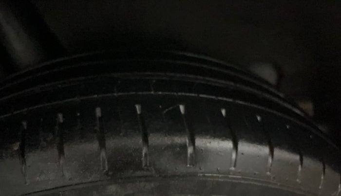 2021 Maruti Baleno ALPHA CVT PETROL 1.2, Petrol, Automatic, 22,833 km, Right Rear Tyre Tread