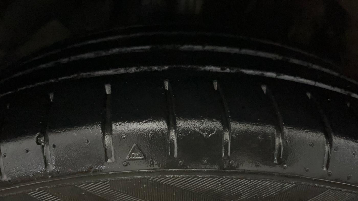 2021 Maruti Baleno ALPHA CVT PETROL 1.2, Petrol, Automatic, 22,833 km, Left Front Tyre Tread