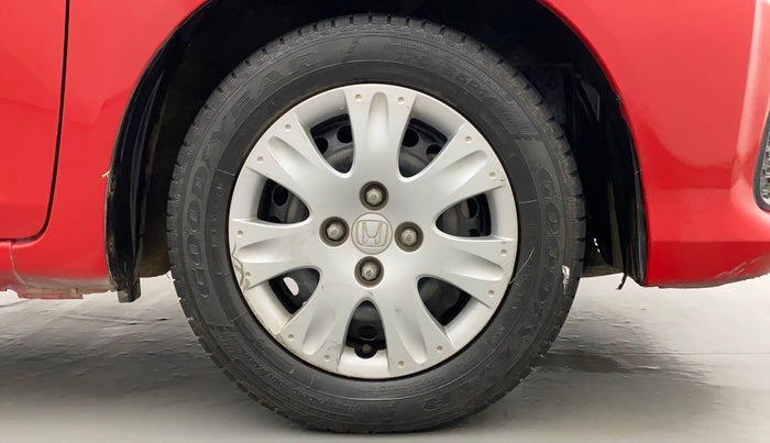 2017 Honda Brio S MT, Petrol, Manual, 20,697 km, Right Front Wheel