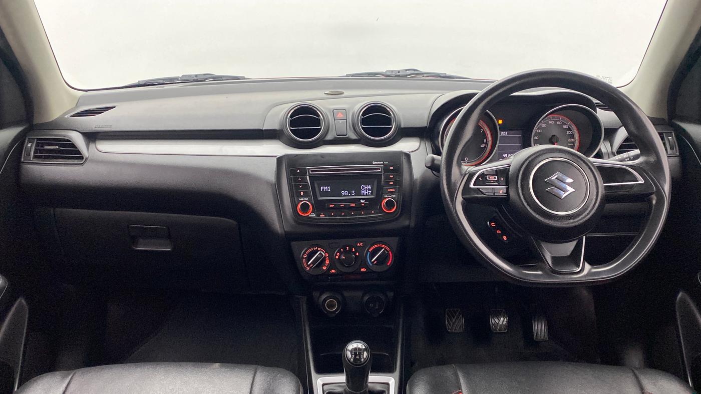 2018 Maruti Swift VXI D, Petrol, Manual, 49,743 km, Dashboard
