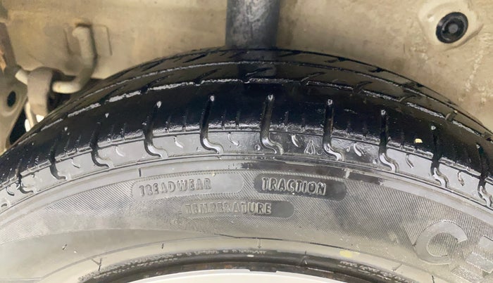 2015 Maruti Celerio VXI, Petrol, Manual, 52,322 km, Right Rear Tyre Tread