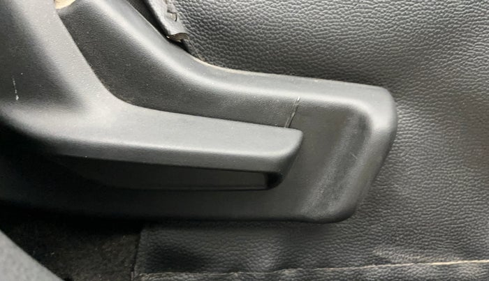 2019 Maruti Baleno DELTA PETROL 1.2, CNG, Manual, 37,373 km, Driver Side Adjustment Panel