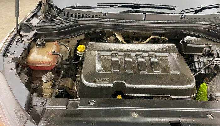 2022 Mahindra XUV700 AX 7 LUXURY D AWD AT 7 STR, Diesel, Automatic, 82,634 km, Engine View - Right