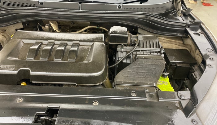 2022 Mahindra XUV700 AX 7 LUXURY D AWD AT 7 STR, Diesel, Automatic, 82,634 km, Engine View - Left