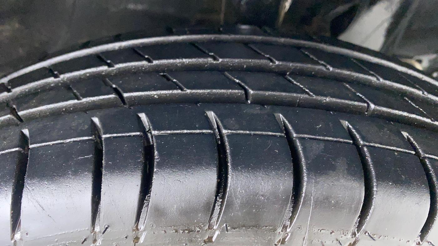 2019 Maruti New Wagon-R 1.0 LXI (O), CNG, Manual, 77,165 km, Right Front Tyre Tread