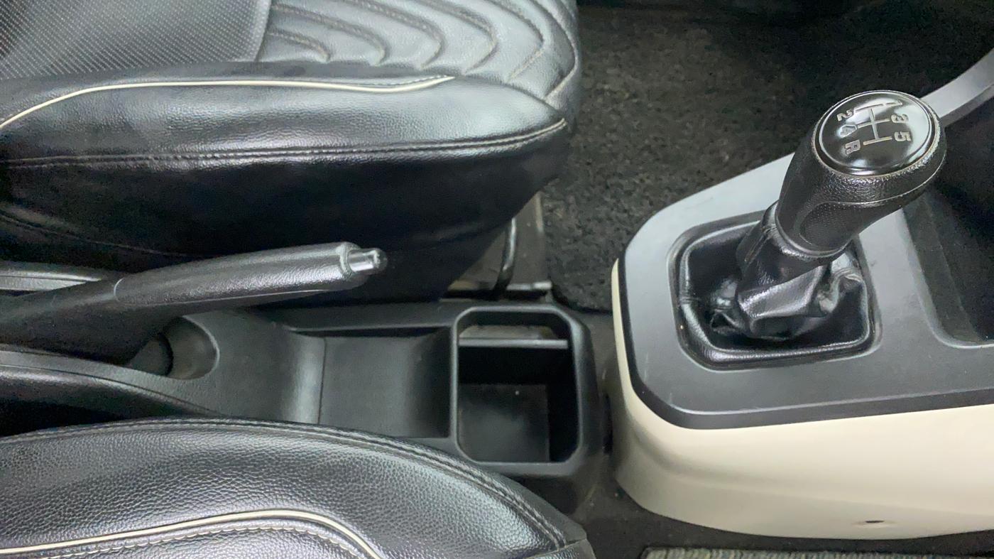 2019 Maruti New Wagon-R 1.0 LXI (O), CNG, Manual, 77,165 km, Gear Lever