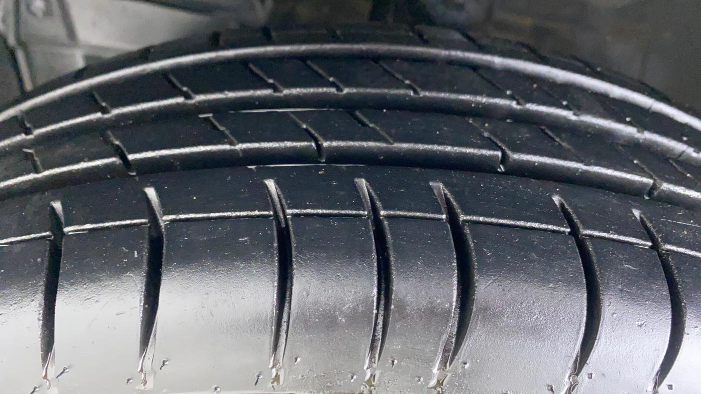 2019 Maruti New Wagon-R 1.0 LXI (O), CNG, Manual, 77,165 km, Left Front Tyre Tread