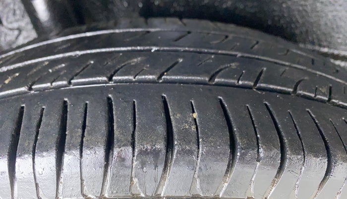 2019 Maruti New Wagon-R 1.0 LXI (O), CNG, Manual, 77,165 km, Right Rear Tyre Tread