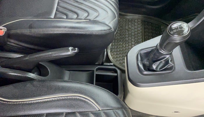2019 Maruti New Wagon-R LXI CNG 1.0 L, CNG, Manual, 42,196 km, Gear Lever