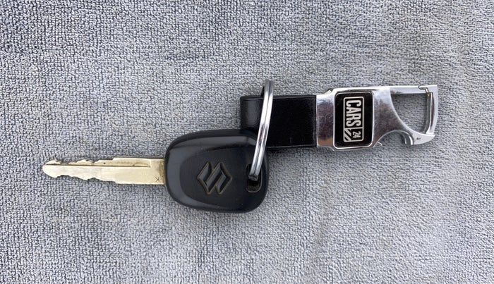 2019 Maruti New Wagon-R LXI CNG 1.0 L, CNG, Manual, 42,196 km, Key Close Up