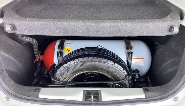 2019 Maruti New Wagon-R LXI CNG 1.0 L, CNG, Manual, 42,196 km, Boot Inside