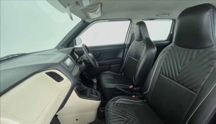 2019 Maruti New Wagon-R LXI CNG 1.0 L, CNG, Manual, 42,196 km, Right Side Front Door Cabin