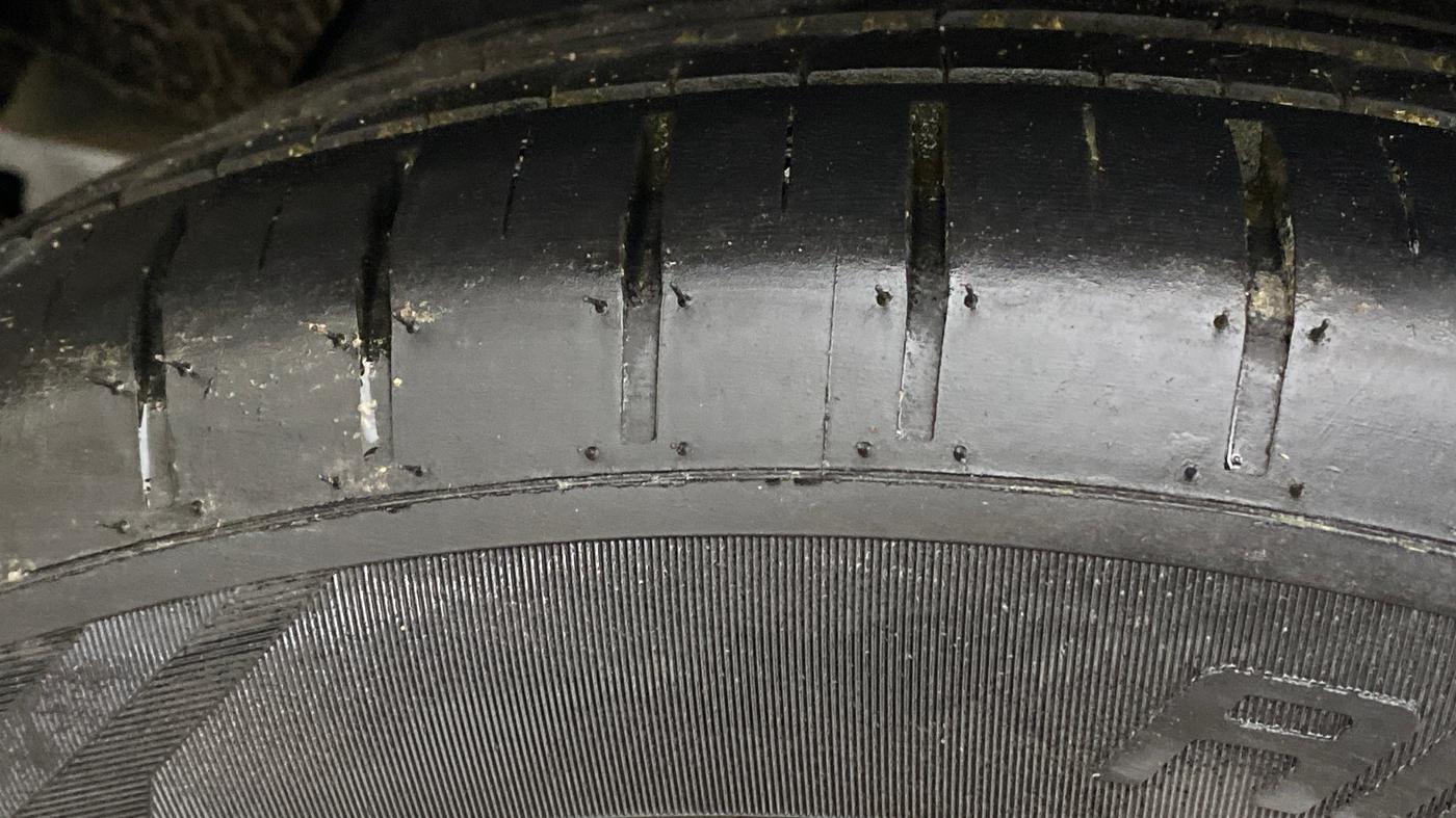 2019 Maruti Baleno ALPHA CVT PETROL 1.2, Petrol, Automatic, 1,36,619 km, Left Rear Tyre Tread