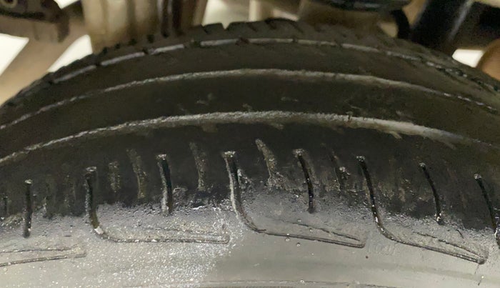 2015 Maruti Alto K10 VXI AMT, Petrol, Automatic, 69,994 km, Right Rear Tyre Tread