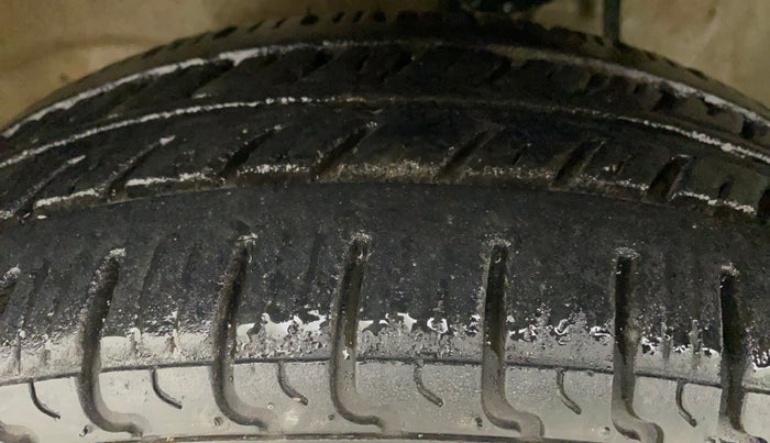 2015 Maruti Alto K10 VXI AMT, Petrol, Automatic, 69,994 km, Left Front Tyre Tread